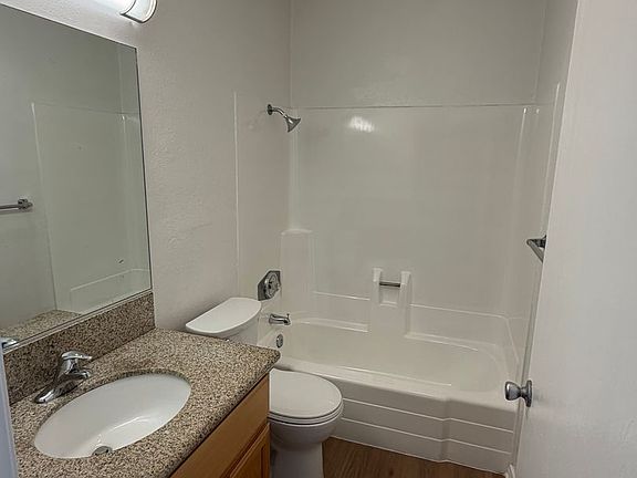 5th image of 1050 Leland St APT 10