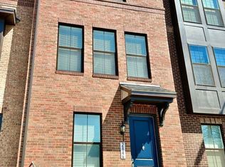 2846 Dart Dr, Alexandria, VA 22306