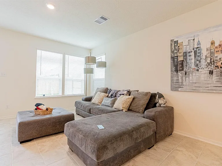 2114 Damasi Ln — Photo 20