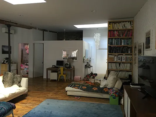 Rented by Camelot Realty Group | media 67