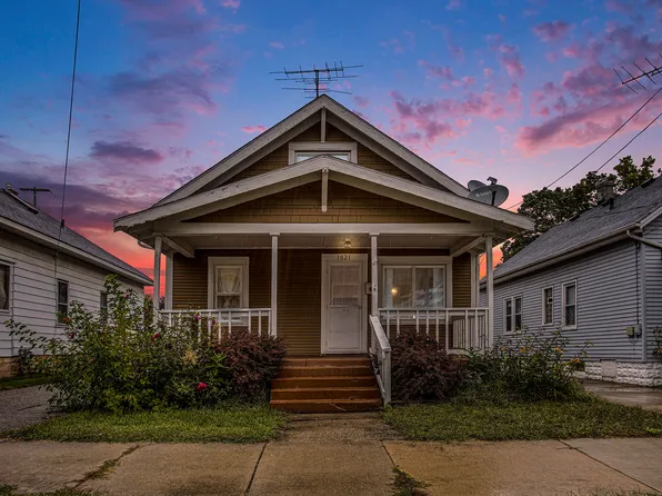 1021 Myrtle St NW, Grand Rapids, MI 49504