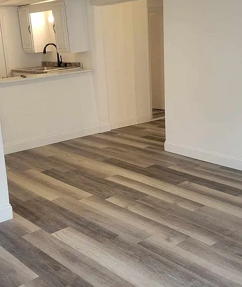 39 Main St — Photo 1