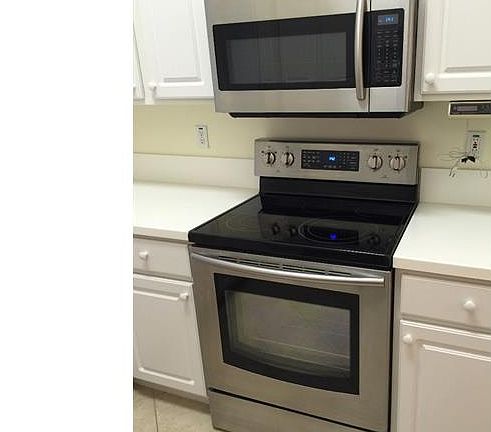 New Stove & Microwave