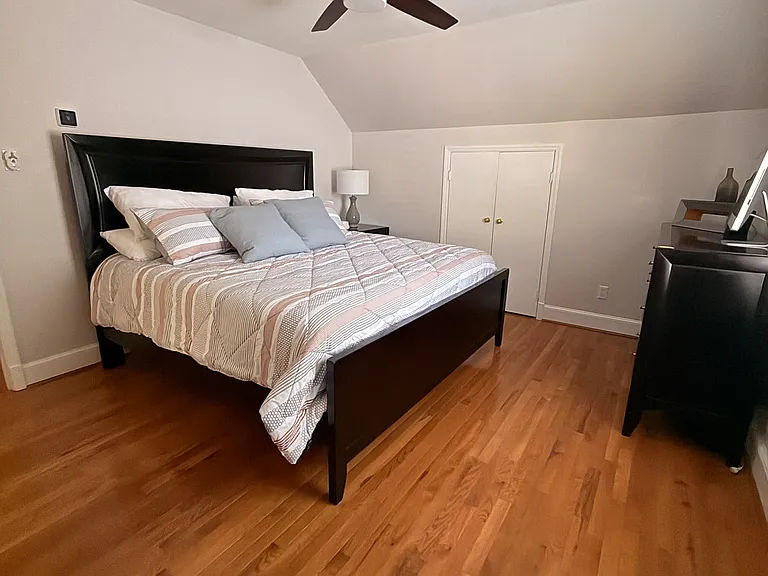 436 W Radiance Dr — Photo 12