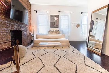 Rented by City Connections Realty