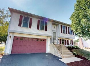 1097 Buckskin Ln, Carol Stream, IL