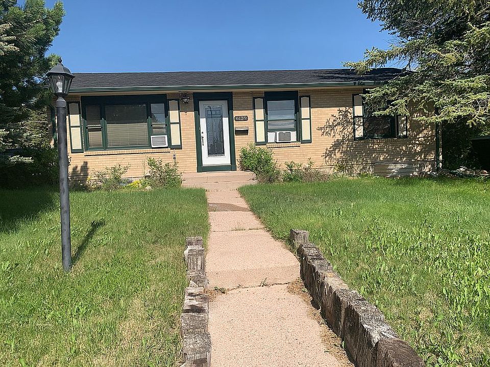 Front of house west yard