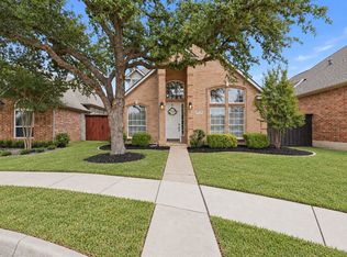 8716 Falls Rd, Irving, TX 75063