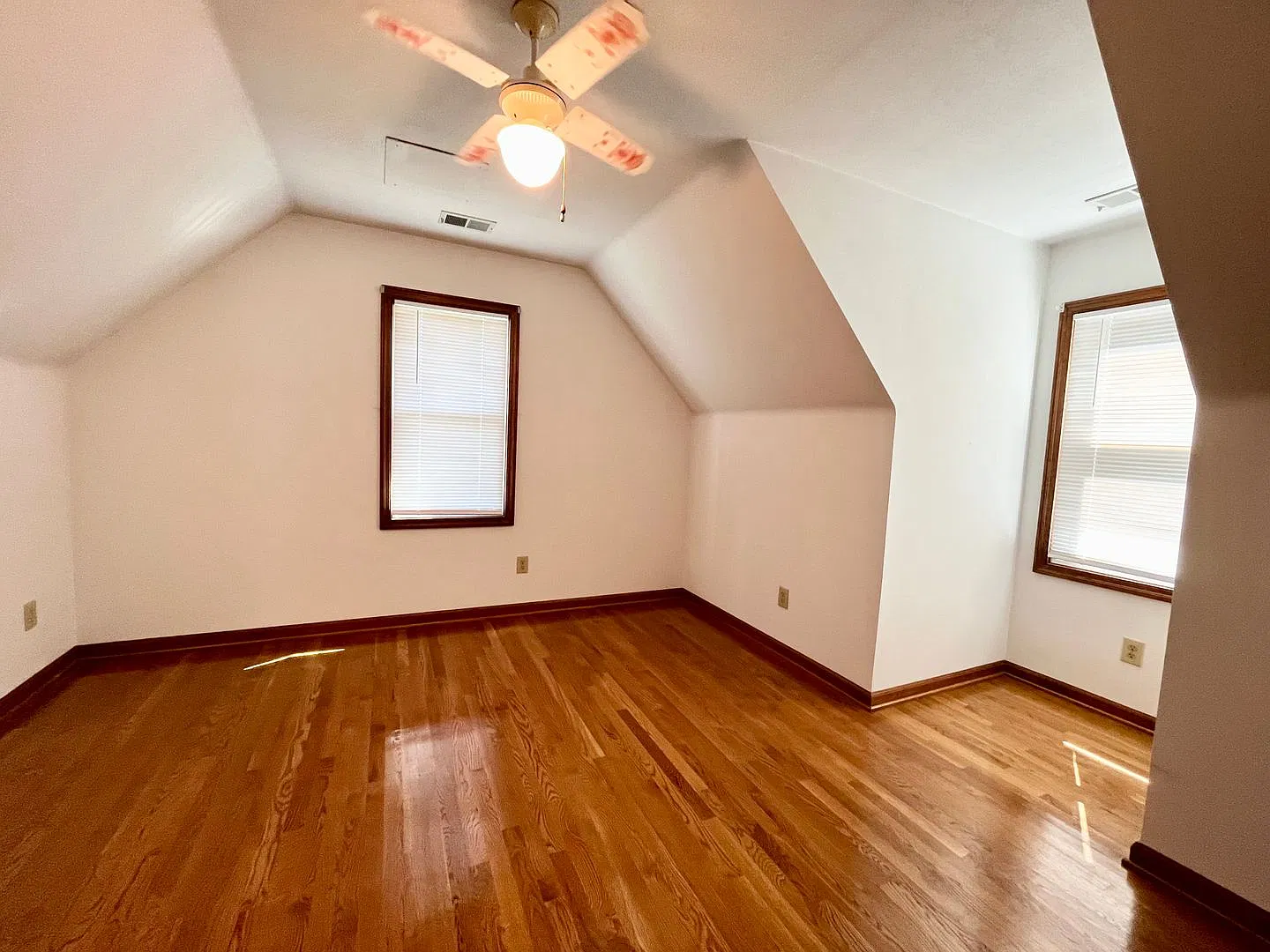 106 Sleepy Hollow Road — Photo 4