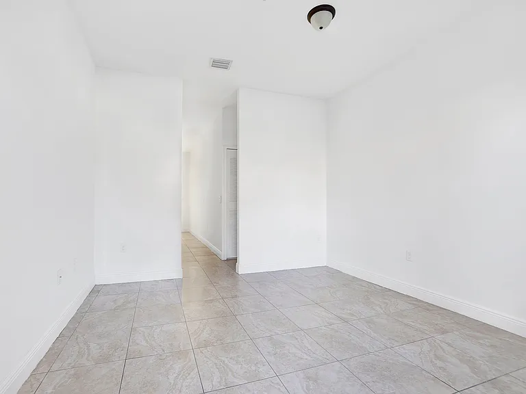 18110 NW 59th Ave #201-18110-201 — Photo 14
