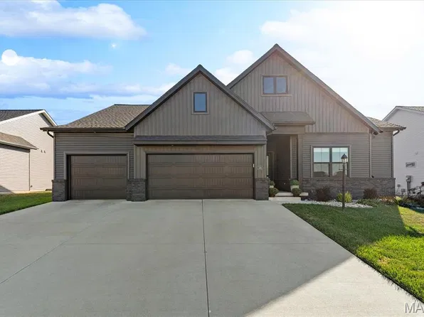 3163 Ashley Dr, Glen Carbon, IL 62034