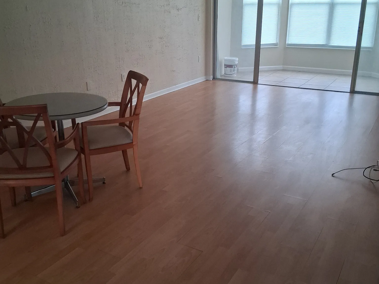 1 bed, 1000 sqft, $1,600 — Photo 2