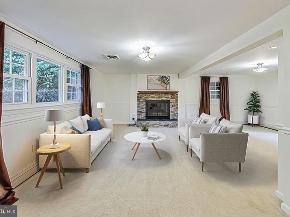 4th image of 3405 Valewood Dr