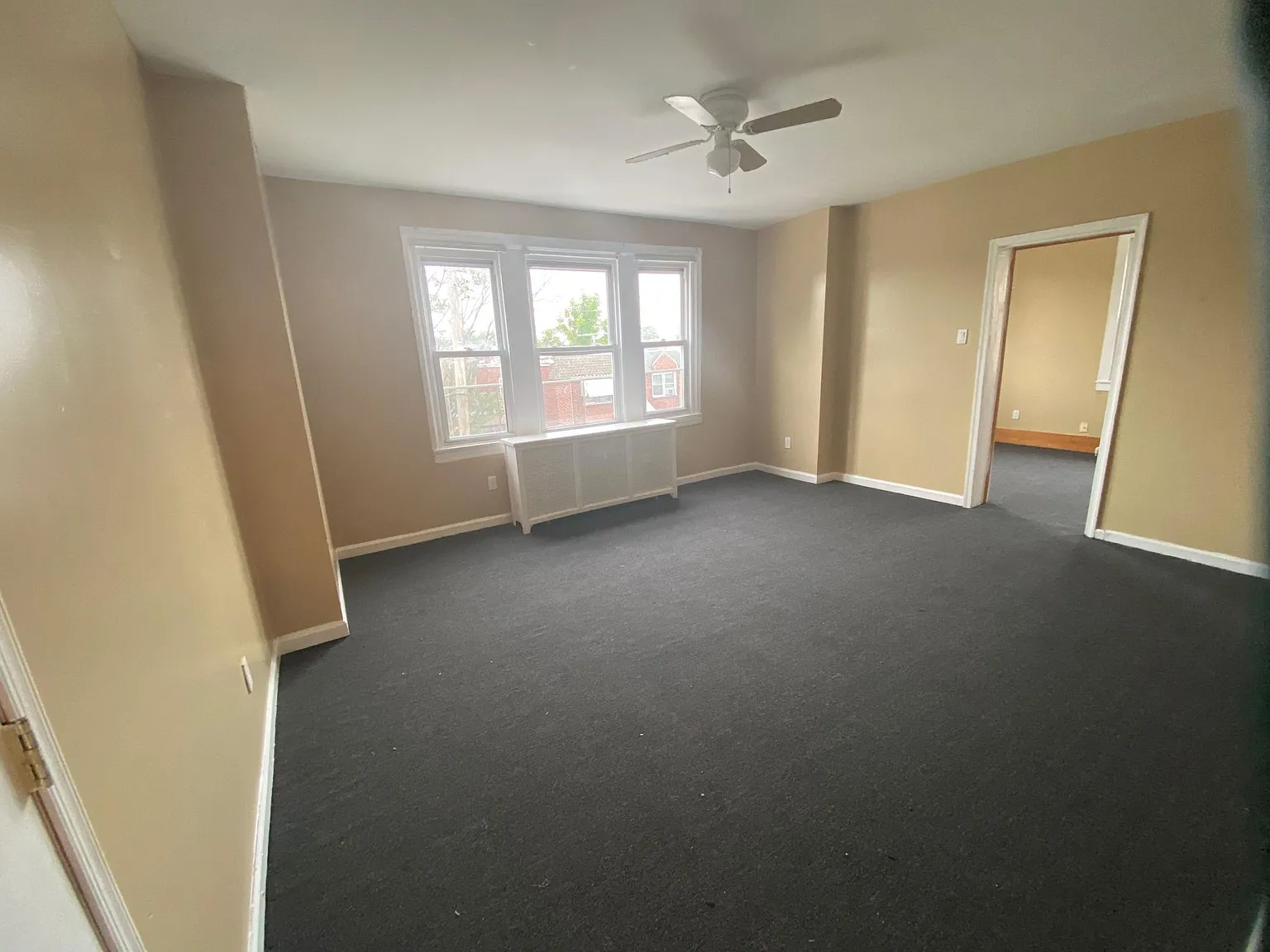 2 bed, 800 sqft, $1,075 — Photo 3