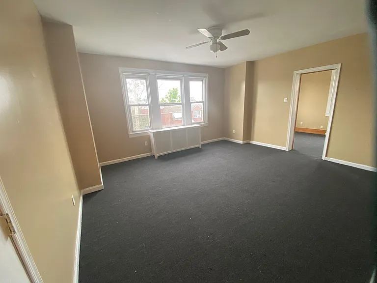 1614 68th Ave #2 — Photo 3