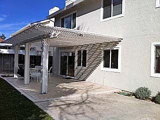Covered patio great for entertaining