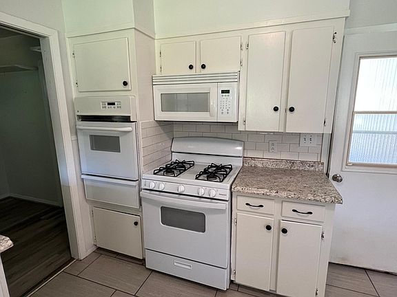5th image of 3402 Palmdale Pl