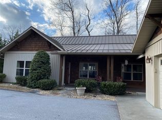 138 River Rock Rd, Horse Shoe, NC 28742