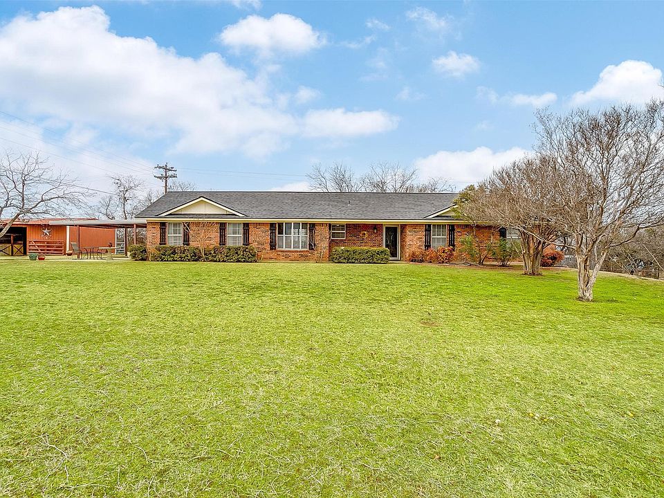 1st image of 100 Oak Country Est