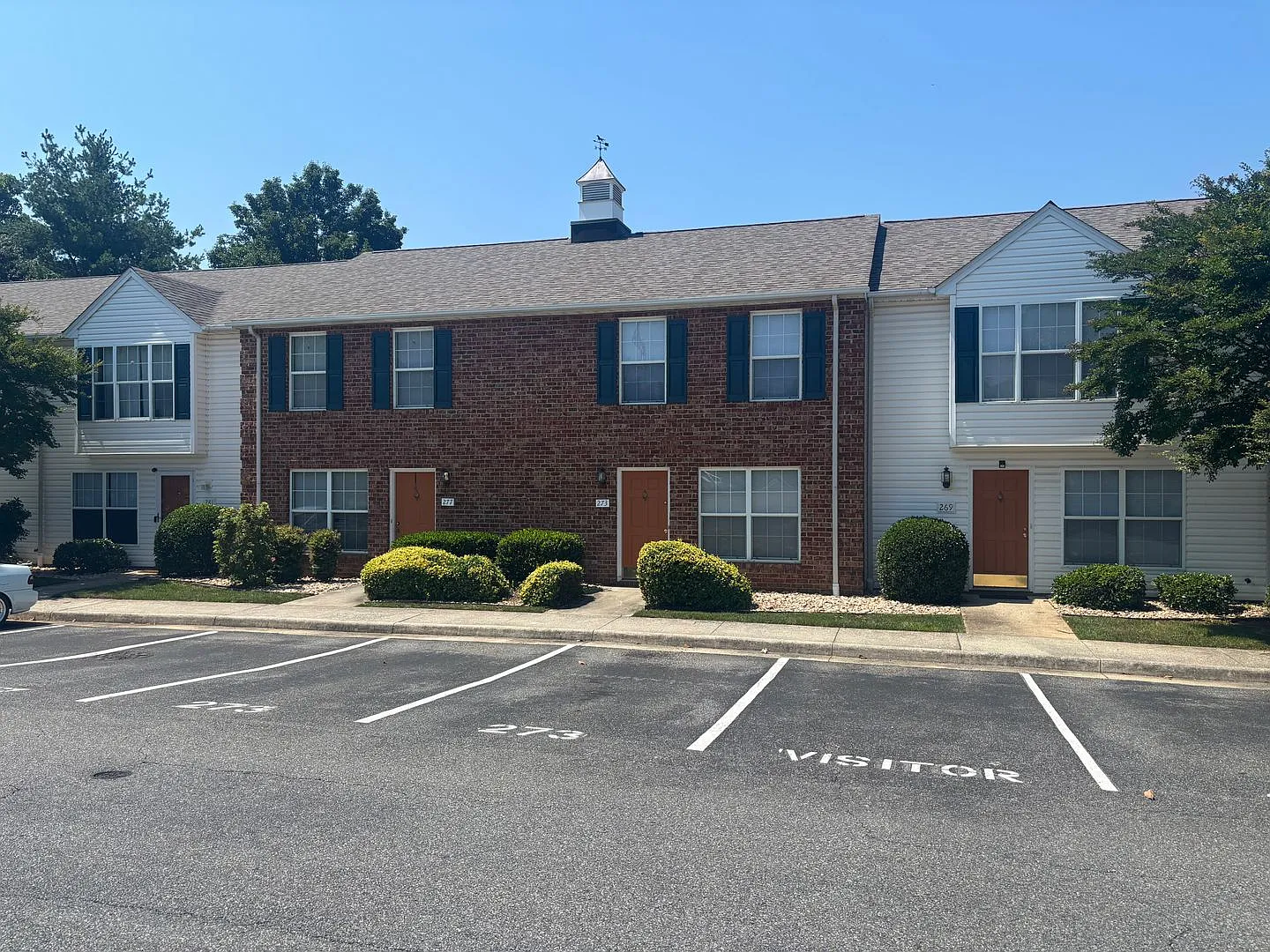 Village at Greenview Townhouse in Campbell County — Photo 1