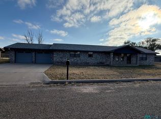1114 Gemini Cir, Portales, NM 88130
