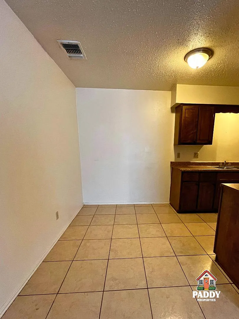1305 S Jefferson Ave - 3 — Photo 3