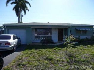 2831 Island Dr, Miramar, FL 33023