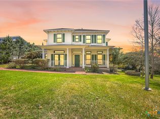 120 Oak Hideaway Dr, Canyon Lake, TX 78133