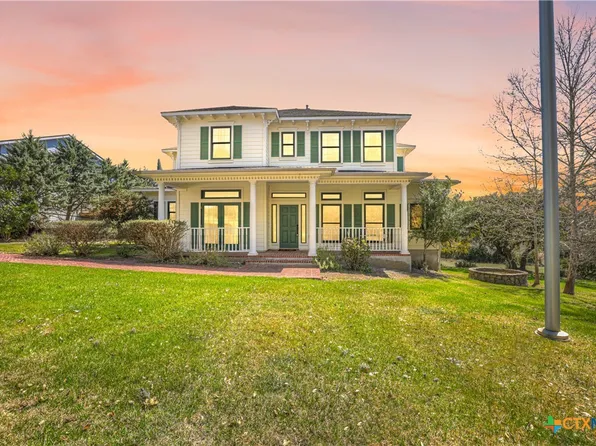 120 Oak Hideaway Dr, Canyon Lake, TX 78133