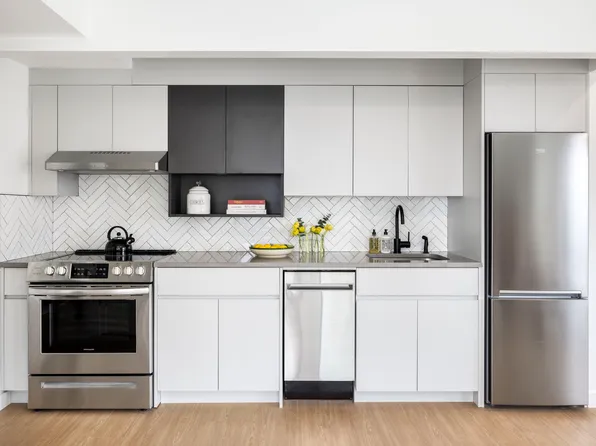 1 Sullivan Place image 5 of 13