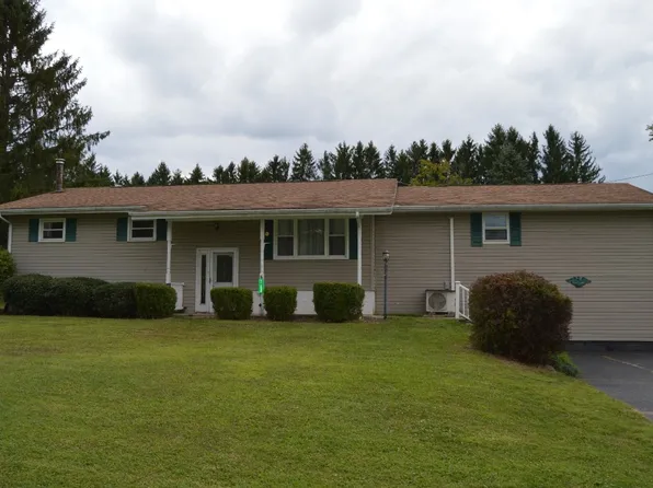 21850 Vista Dr, Saegertown, PA 16433