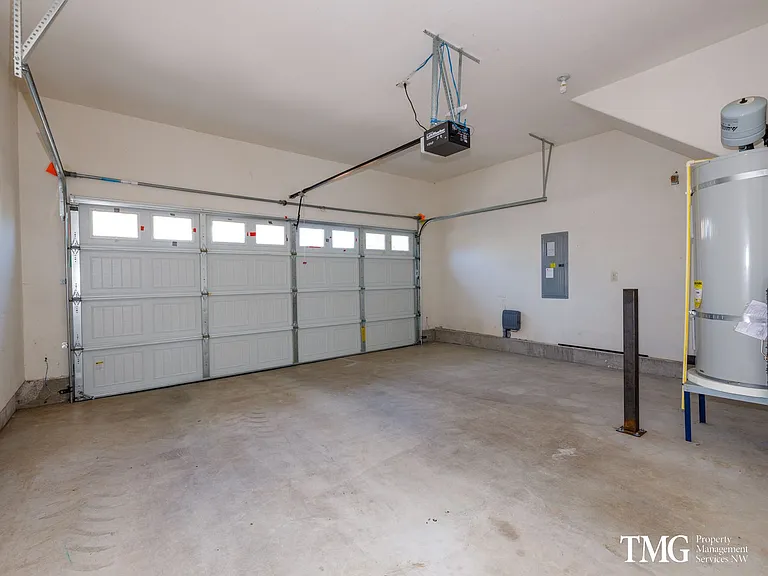 9807 NE 76th Way — Photo 47