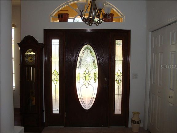 2nd image of 3716 Gaviota Dr