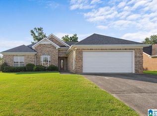 1683 Bradford Ln, Bessemer, AL 35022