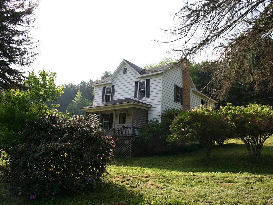 1st image of 180 White Oak St