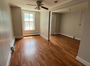 28 W Main St #7, Wrightstown, NJ 08562
