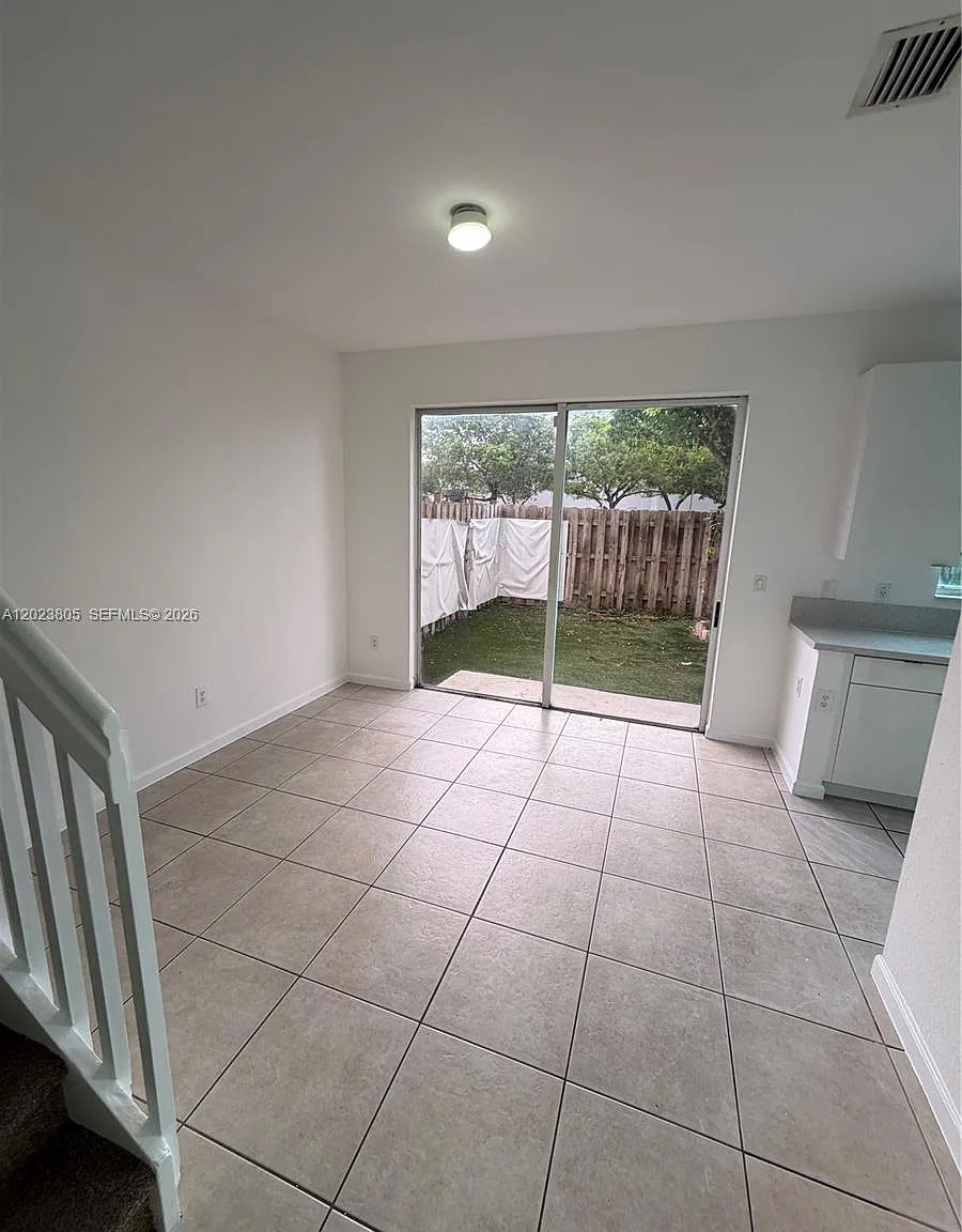 Portofino Villas West — Photo 4