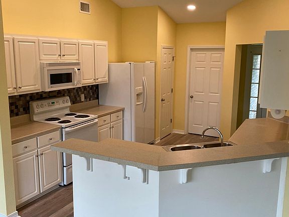 2nd image of 1212 Lahaina Ct