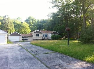 519 Indian Mound Rd, Sheboygan, WI 53081