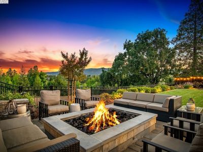 581 E Angela St, Pleasanton, CA, 94566