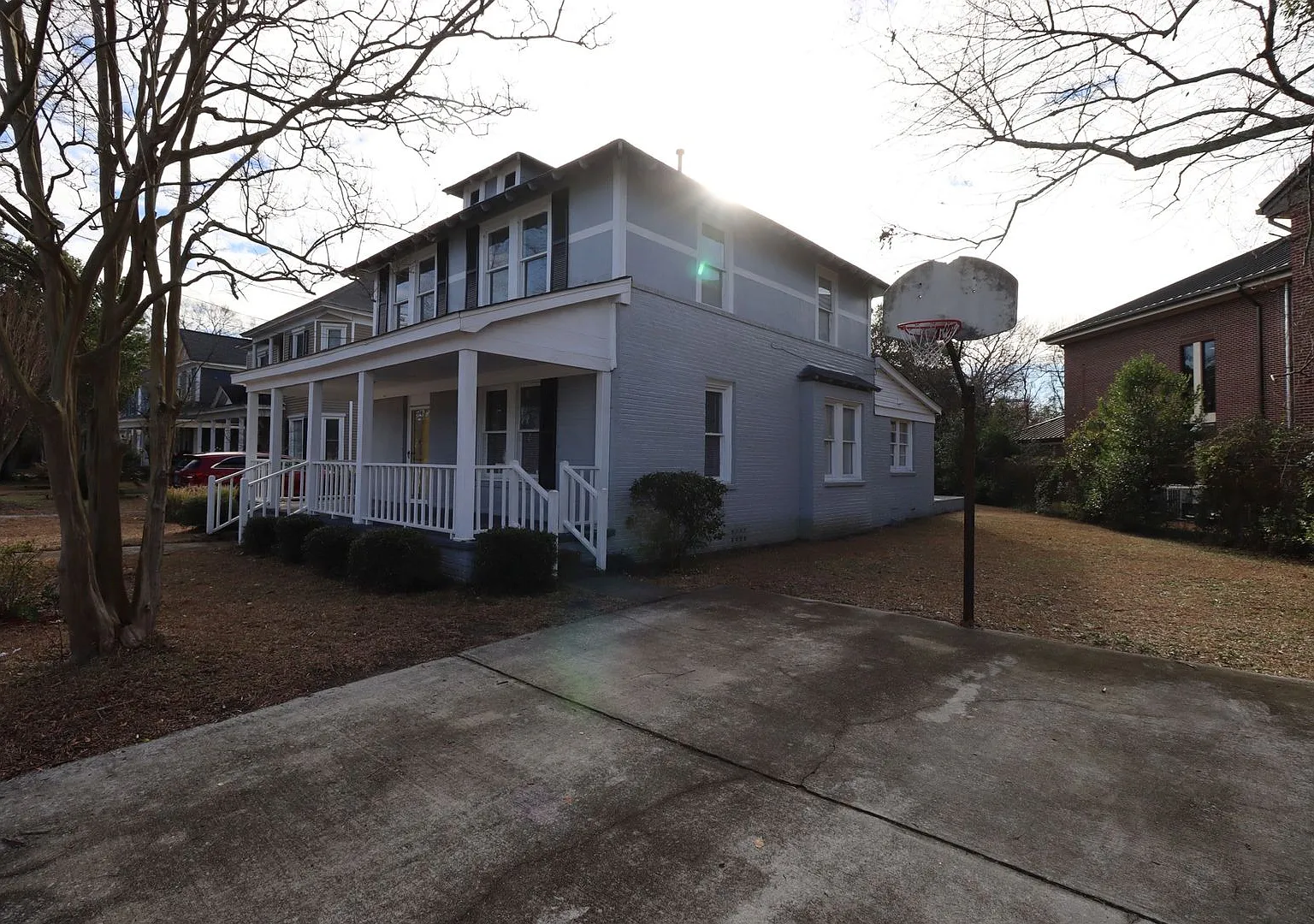 3 Bedroom 2 Bathroom House for Rent — Photo 2