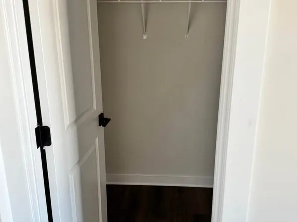 (undisclosed Address), Bowie, MD 20716