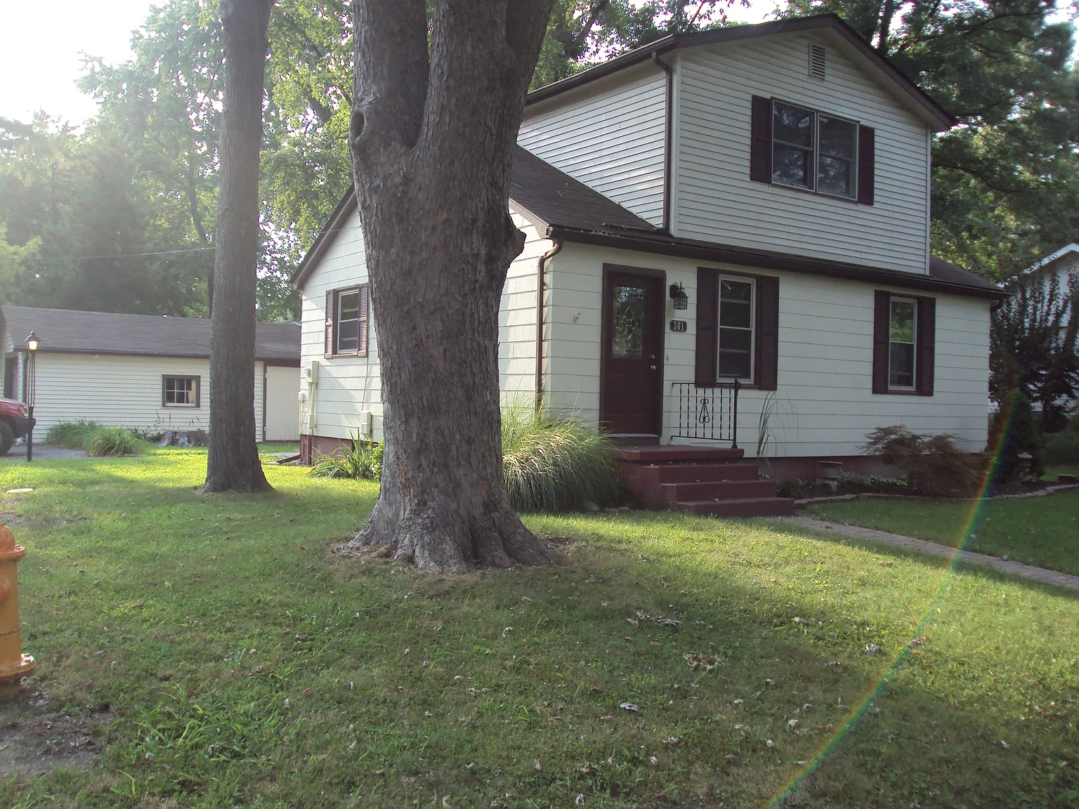 301 N Bernard St photo 1