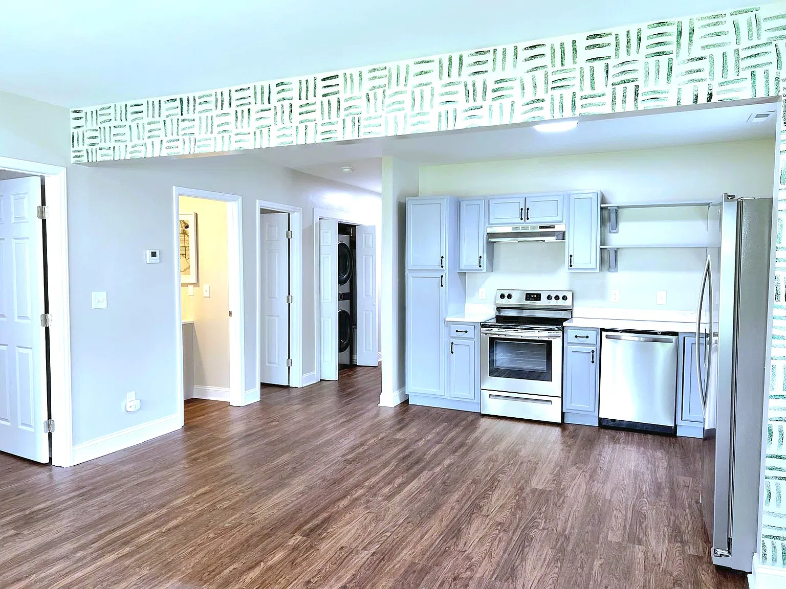 3 bed, 1062 sqft, $1,685 — Photo 3