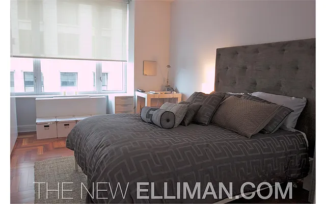 Rented by Douglas Elliman | media 16