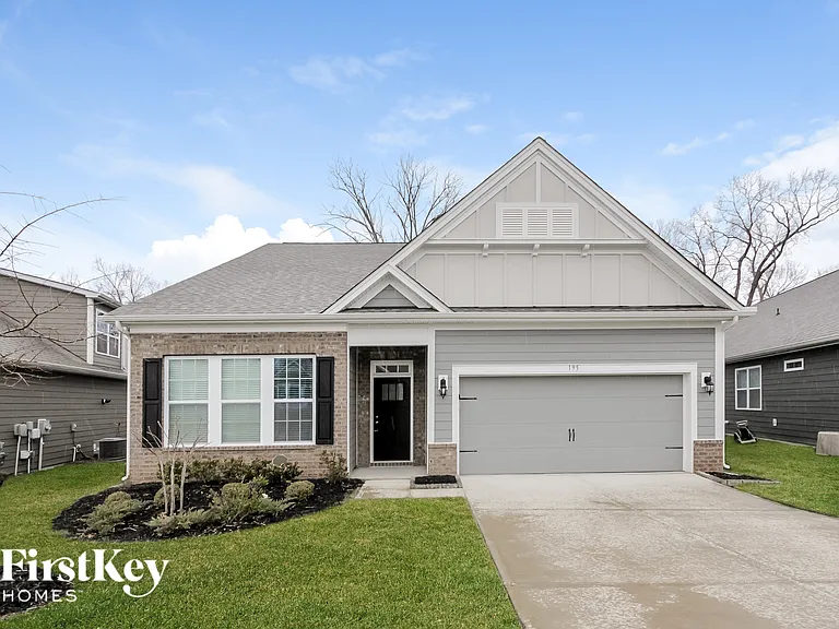 195 Hanks Bluff Dr — Photo 1