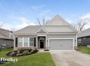 195 Hanks Bluff Dr, Mooresville, NC 28117