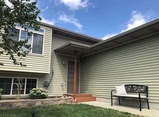 402 Kent St, Harrisburg, SD 57032