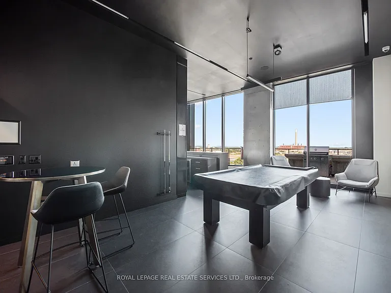 21 Lawren Harris Sq #904 — Photo 40
