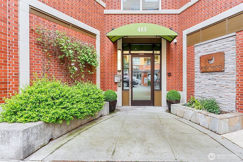 3rd image of 413 NE 70th Street #309